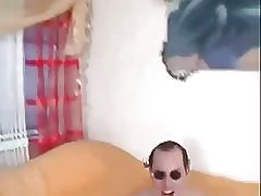 Пухта шлюха-әсә урамдан